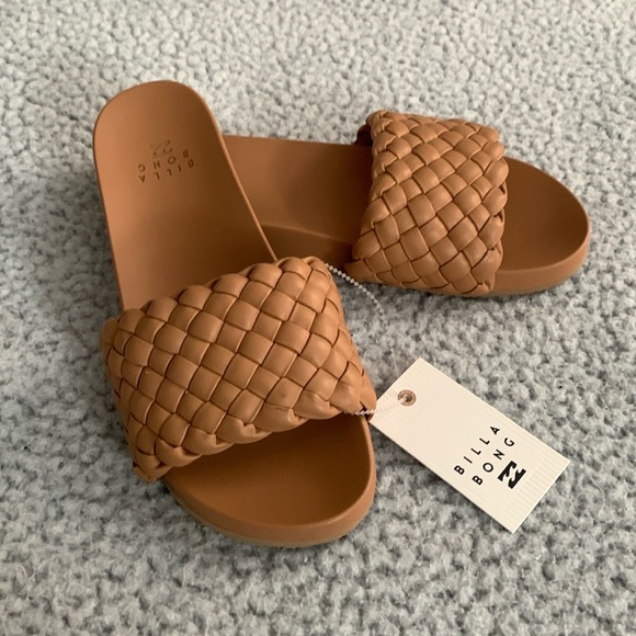 Billabong Shoes - Billabong Playa Grande Women’s Flat Sandal